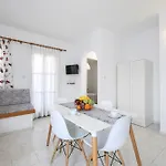 Holidays In Paros * Αλυκή