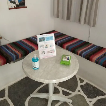 Holidays In Paros 아파트 *